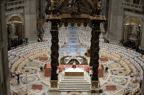 Đức Thánh Cha Phanxicô cử hành lễ làm phép dầu