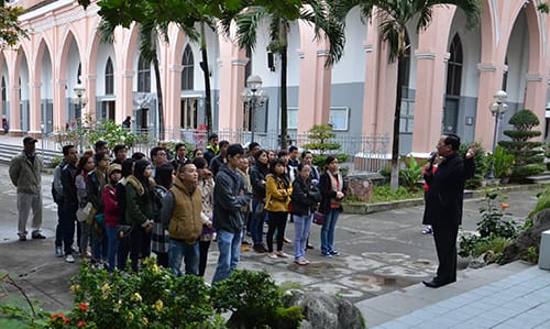 Giáo Lý Dự Tòng Hành Hương Về Nguồn 11/01/2015: I. Giáo Xứ Chính Tòa