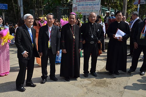 Hình Ảnh Đón Đức Hồng Y Fernando Filoni Tại Phước Kiều