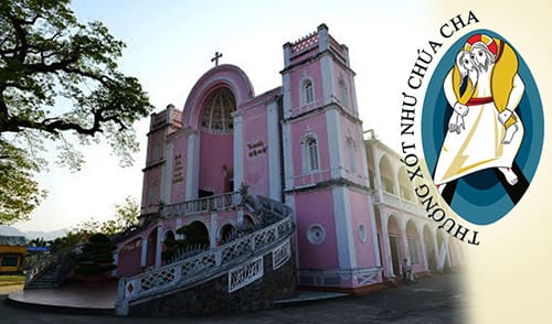 Chương Trình Nghi Thức Mở Cửa Năm Thánh Lòng Thương Xót Tại TTTM Trà Kiệu – Giáo Phận Đà Nẵng