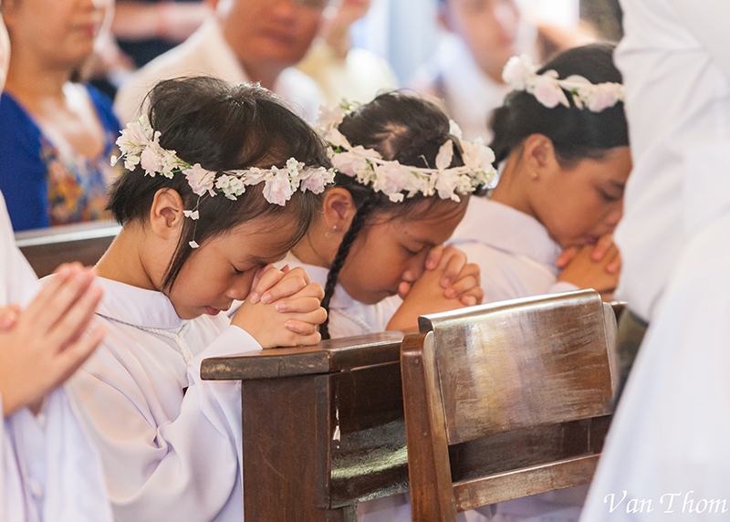 Rước Lễ Lần Đầu 17/6/2018