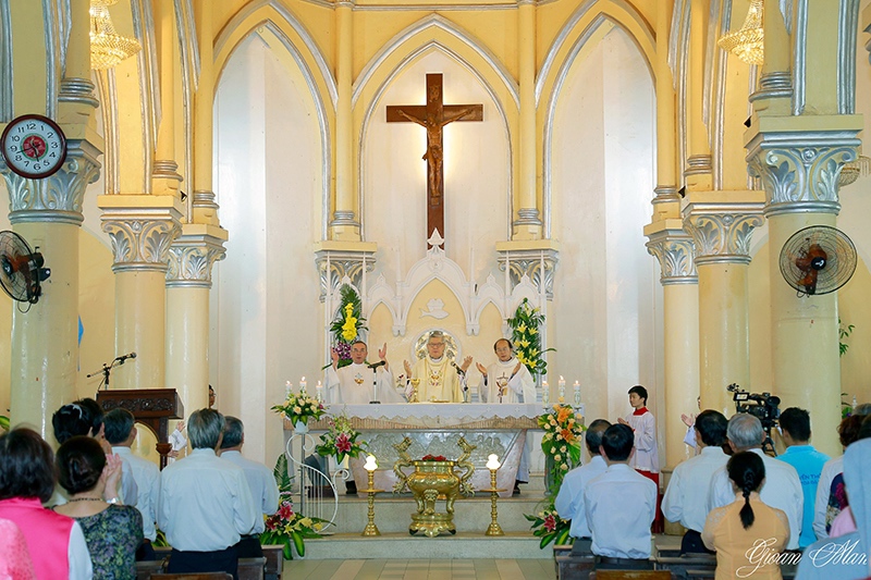 Thánh lễ Kỷ niệm 11 năm (2007-2018) Giám mục của Đức cha Giuse 03/12/2018
