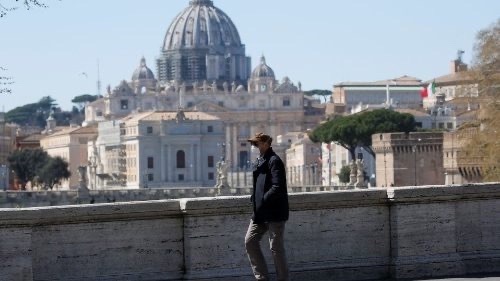 Tín hữu Công giáo Trung Quốc tặng khẩu trang cho Ý và Vatican