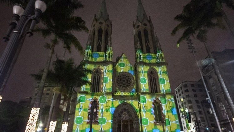 Đức Thánh Cha cầu nguyện cho người dân bang San Paolo của Brazil