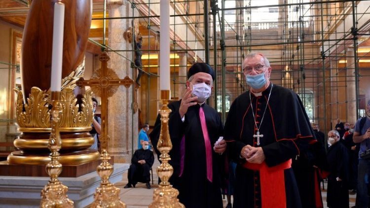 ĐHY Parolin đại diện ĐTC thăm và khích lệ Libăng