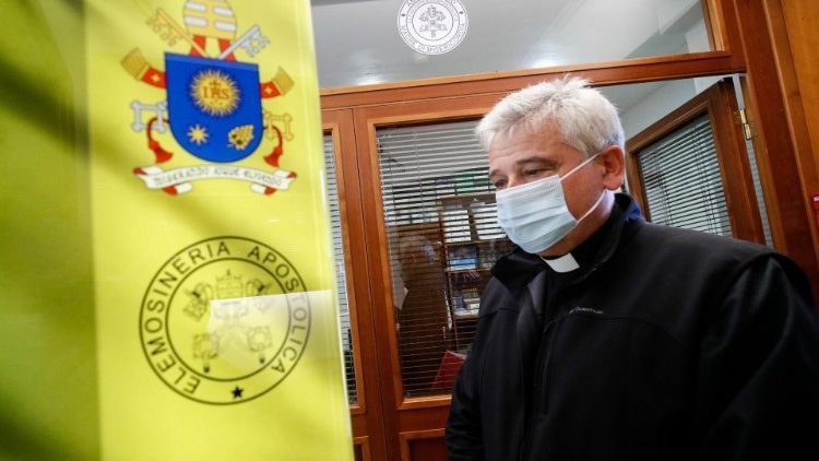 Hai Hồng y tại Vatican bị nhiễm virus corona