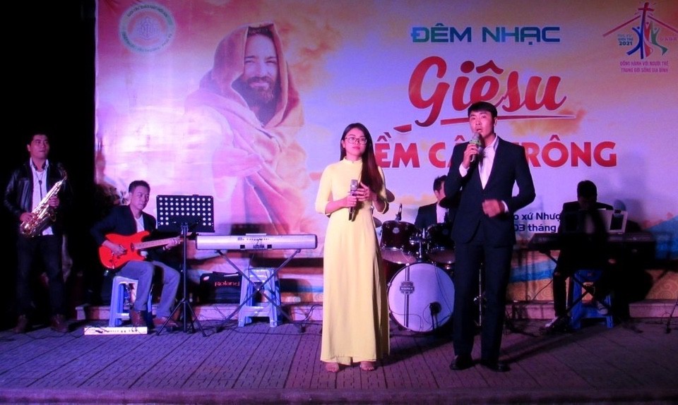 Giới trẻ Giáo hạt Hội An gặp gỡ và giao lưu thánh ca tại Giáo xứ Nhượng Nghĩa