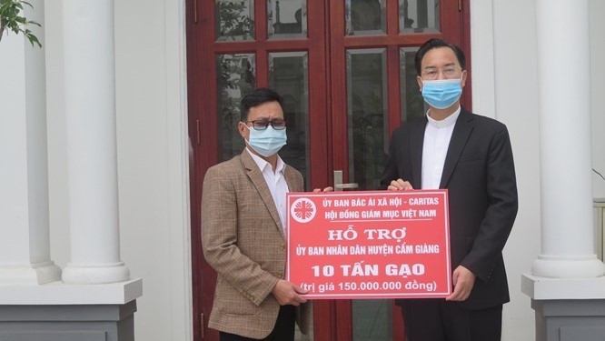 Caritas Việt Nam tiếp tục chung tay ủng hộ chống dịch Covid-19 tại tỉnh Hải Dương