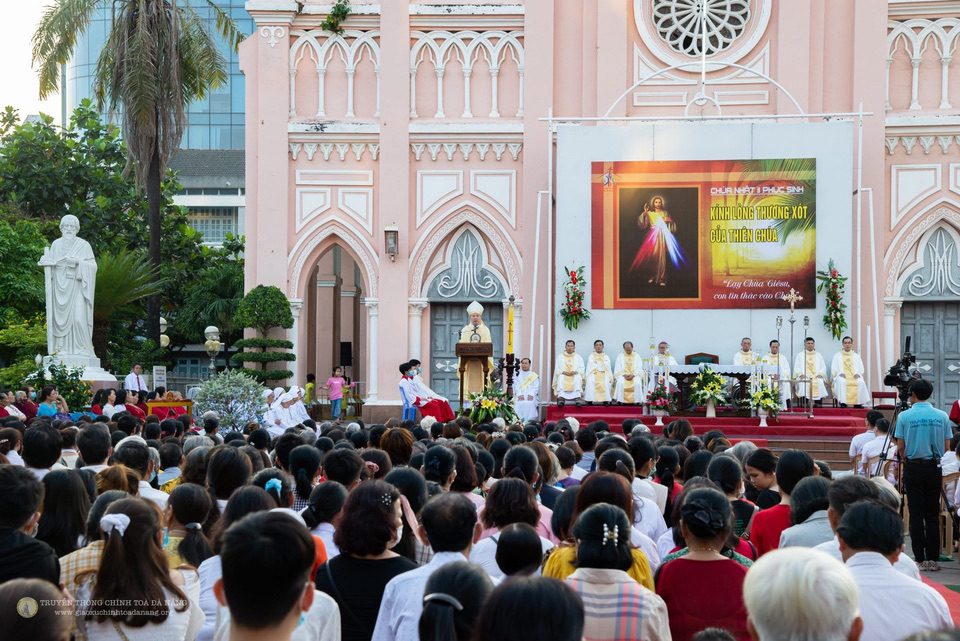 Giáo phận Đà Nẵng: Chúa nhật Kính Lòng Thương xót của Thiên Chúa