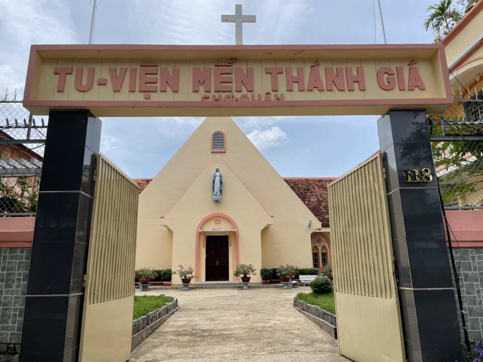 Hội Dòng Mến Thánh Giá Chợ Quán: Thông báo về việc tin giả mạo ngày 4-8-2021