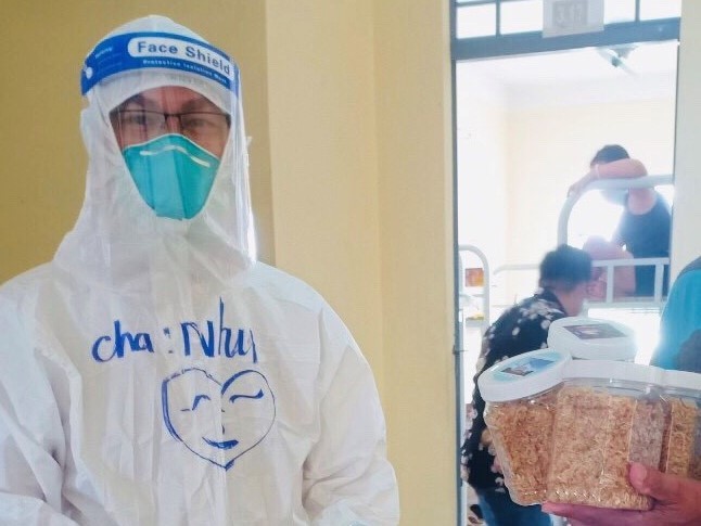 “Con không ngờ ở giữa bệnh viện dã chiến, lại có linh mục”