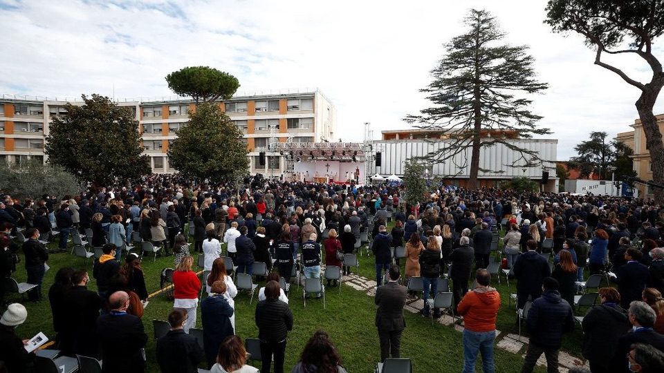 ĐTC dâng Thánh lễ tại Đại học Công giáo Thánh Tâm