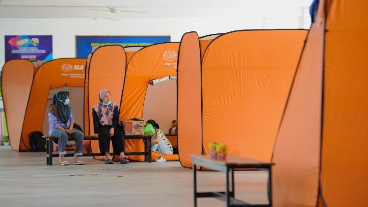 Giáo hội Malaysia phối hợp với chính phủ trợ giúp người bị ảnh hưởng bởi lũ lụt