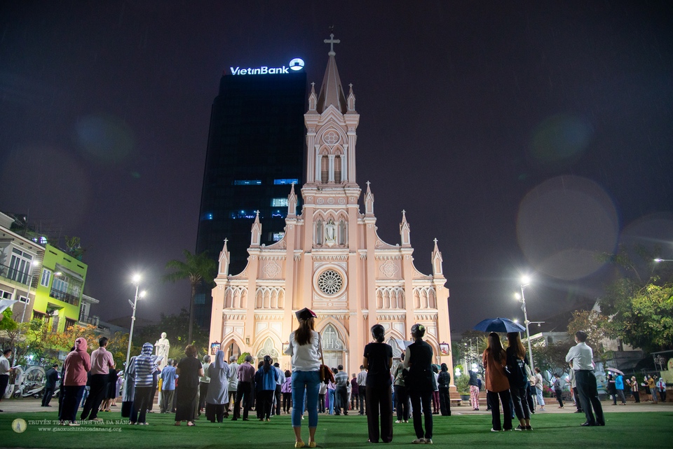 Gẫm Đàng Thánh Giá thứ sáu 18/3/2022