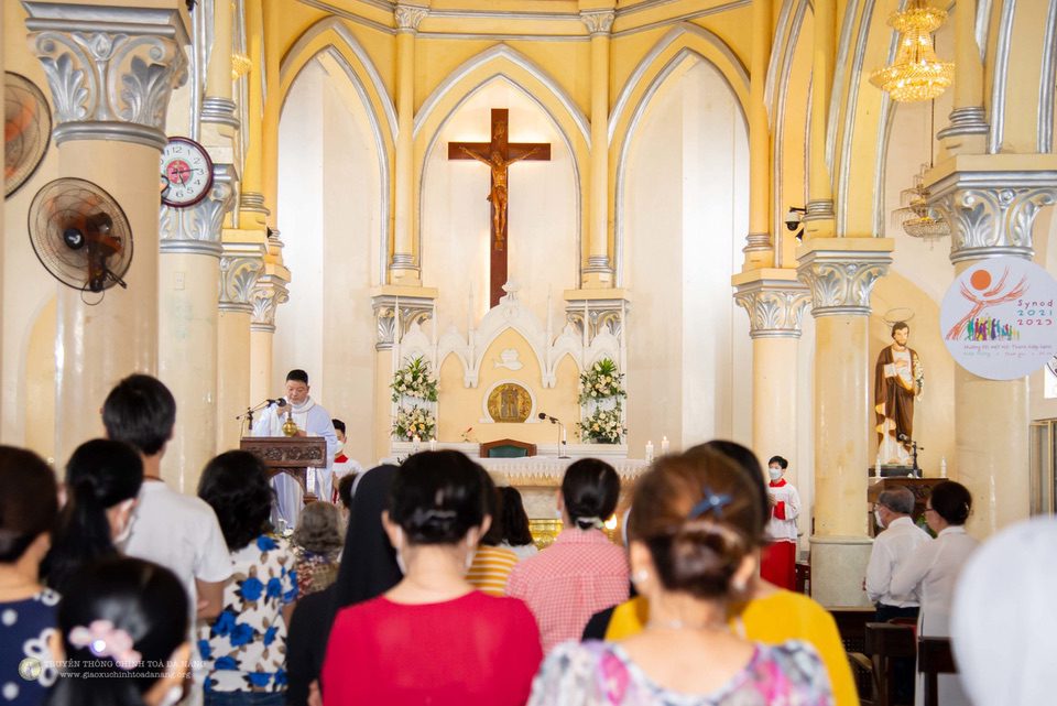 Mừng lễ Thánh Gioakim và Thánh Anna – Bổn mạng Giới Lão Thành giáo xứ Chính Tòa Đà Nẵng