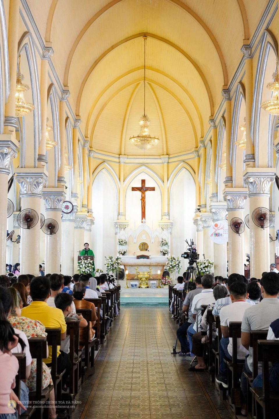 Thánh lễ lãnh nhận RƯỚC LỄ LẦN ĐẦU tại Nhà thờ Chính Tòa ngày 24.7.2022